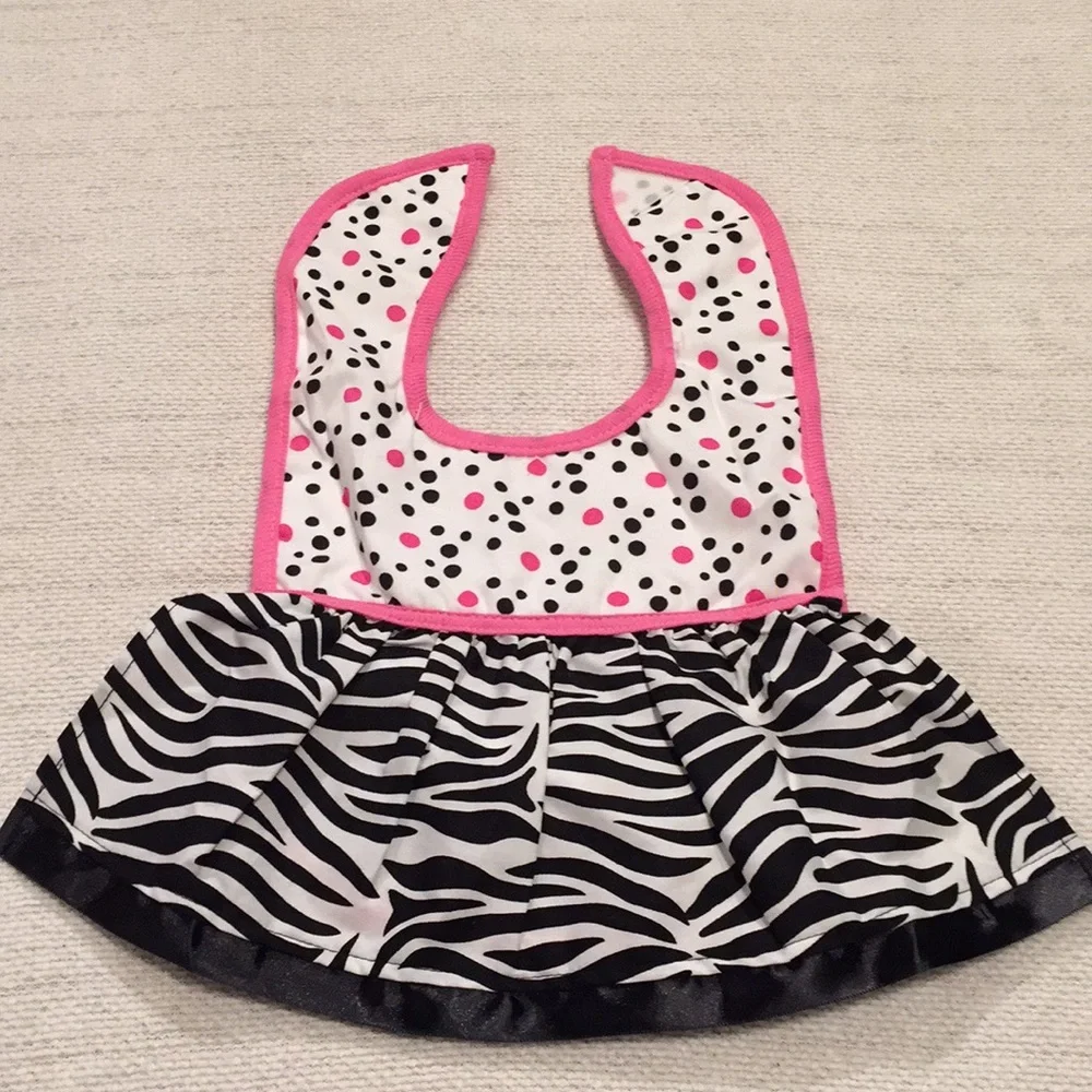 Trend Lab Bib with fake skirt